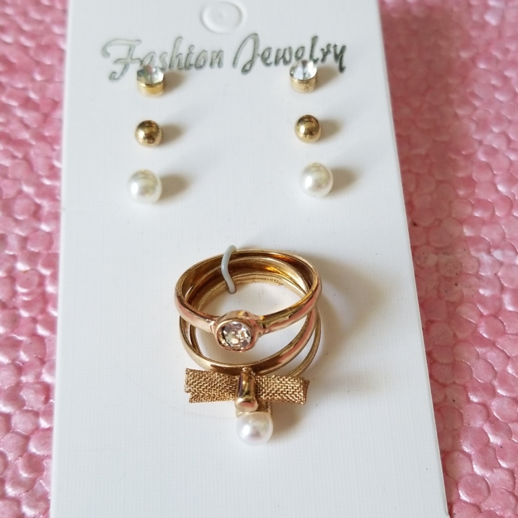 6 Pc Coordinating Earring & Ring Set